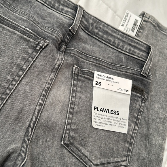 * Joe's Jeans Women Charlie High Rise Skinny Ankle Grey Distressed Jeans - Picture 9 of 10